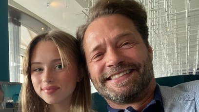 Ava Veronica Priestley: Jason Priestleys Tochter, Alter, Familie & Karriere Ava Veronica Priestley